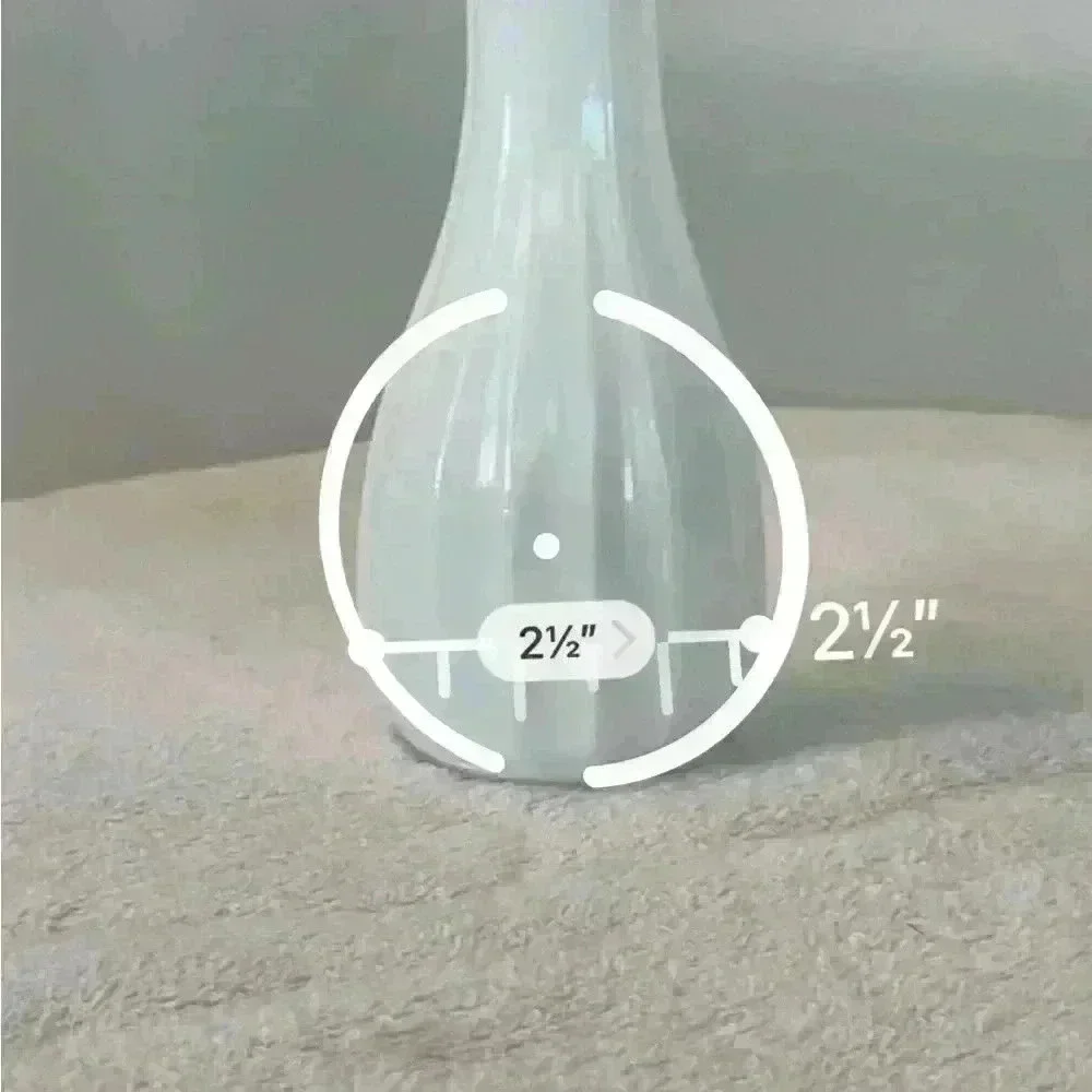 CLC & Co Milkglass Budvase